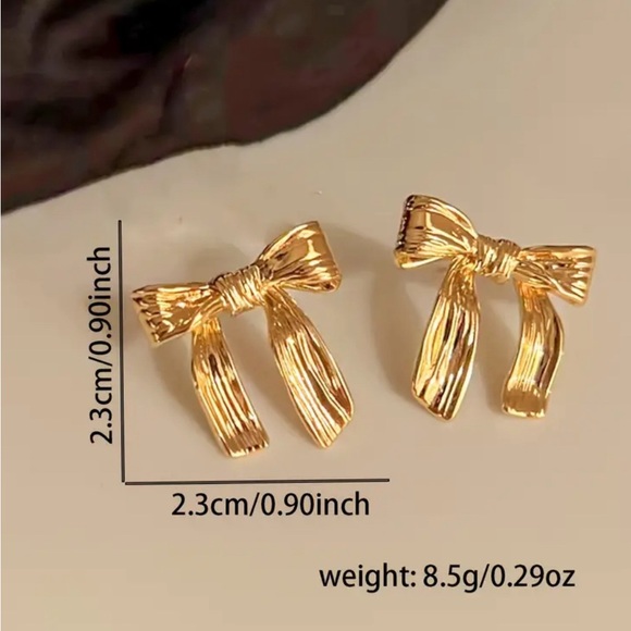 Bow Shaped Stud Earrings Zinc Alloy 14K Plated Jewelry - Picture 3 of 3